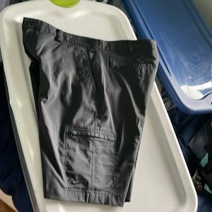 Nice golf shorts size 38 waist.